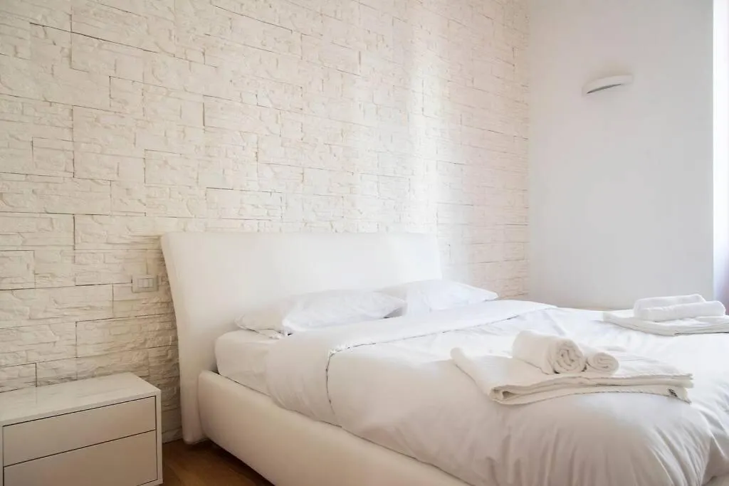Apartment Youhosty - Ranzoni 4 Milan Italy
