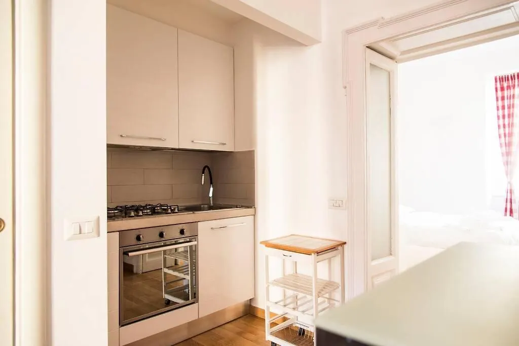 Youhosty - Ranzoni 4 Milan Apartment